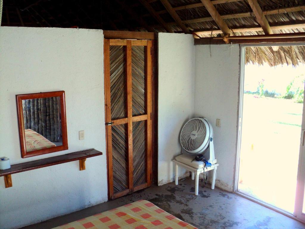 Cabanas Pie De La Cuesta Coyuca de Benitez Room photo